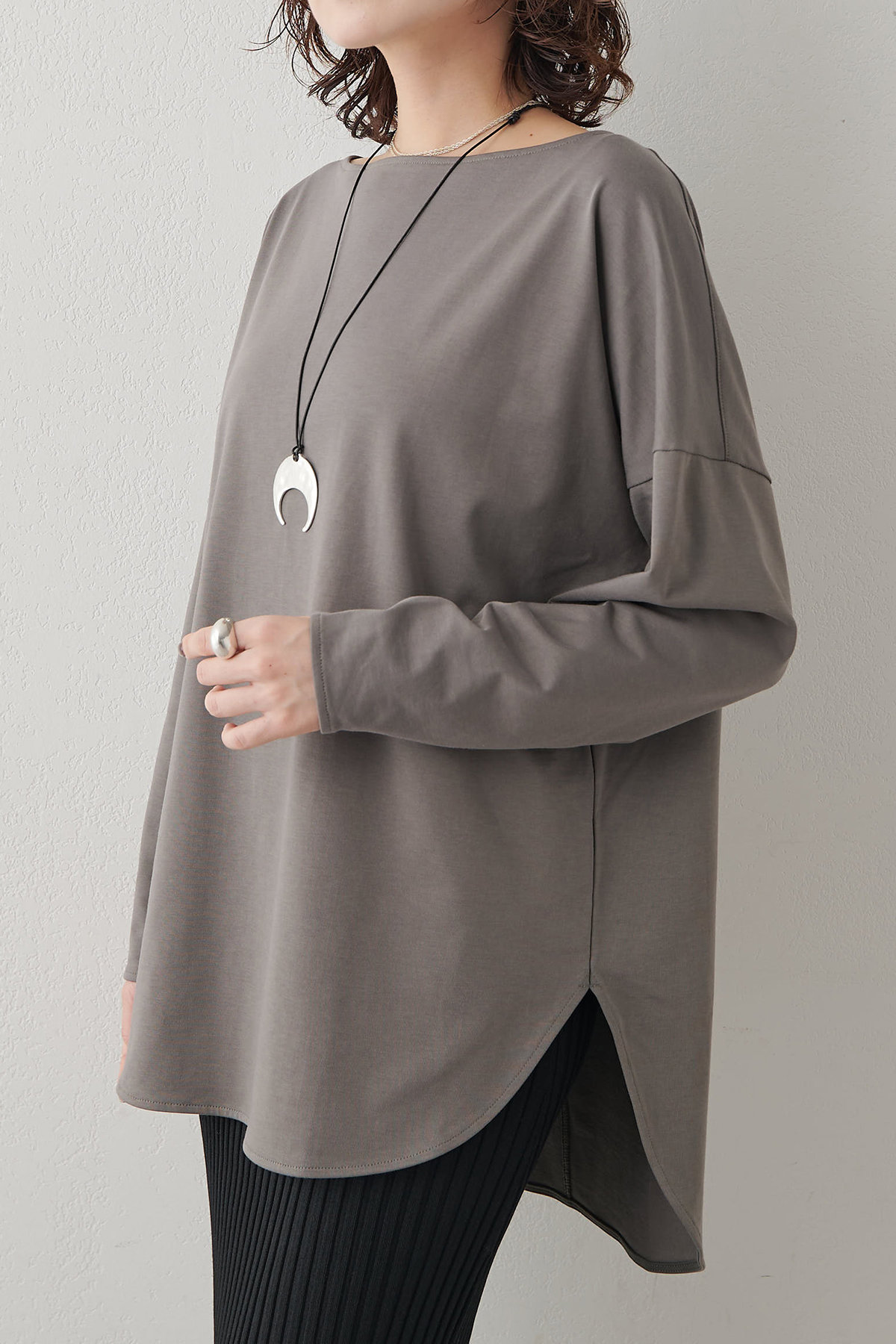 Whim Gazette シャツテールカットプルオーバー (チャコールグレー, F) ウィム ガゼット ELLE SHOP