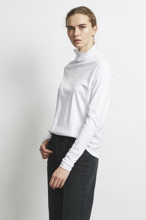 エリオポール/HELIOPOLEの【smooth skin series】 High Neck　カットソー(110100/110103)