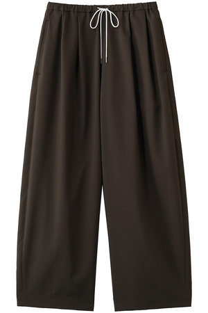 エリオポール/HELIOPOLEのバレルレッグタックパンツ(110600/110601)