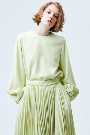 ウールカシミアサキソニー バルーンスリーブブラウス