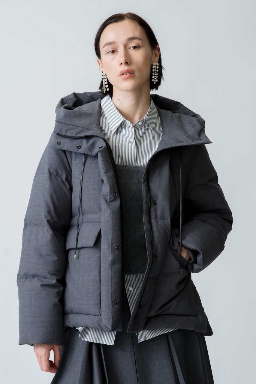 ebure(エブール) ショートコート　ブラック ebure(エブール)｜フォルムダウン ショートコート/トップグレー の通販