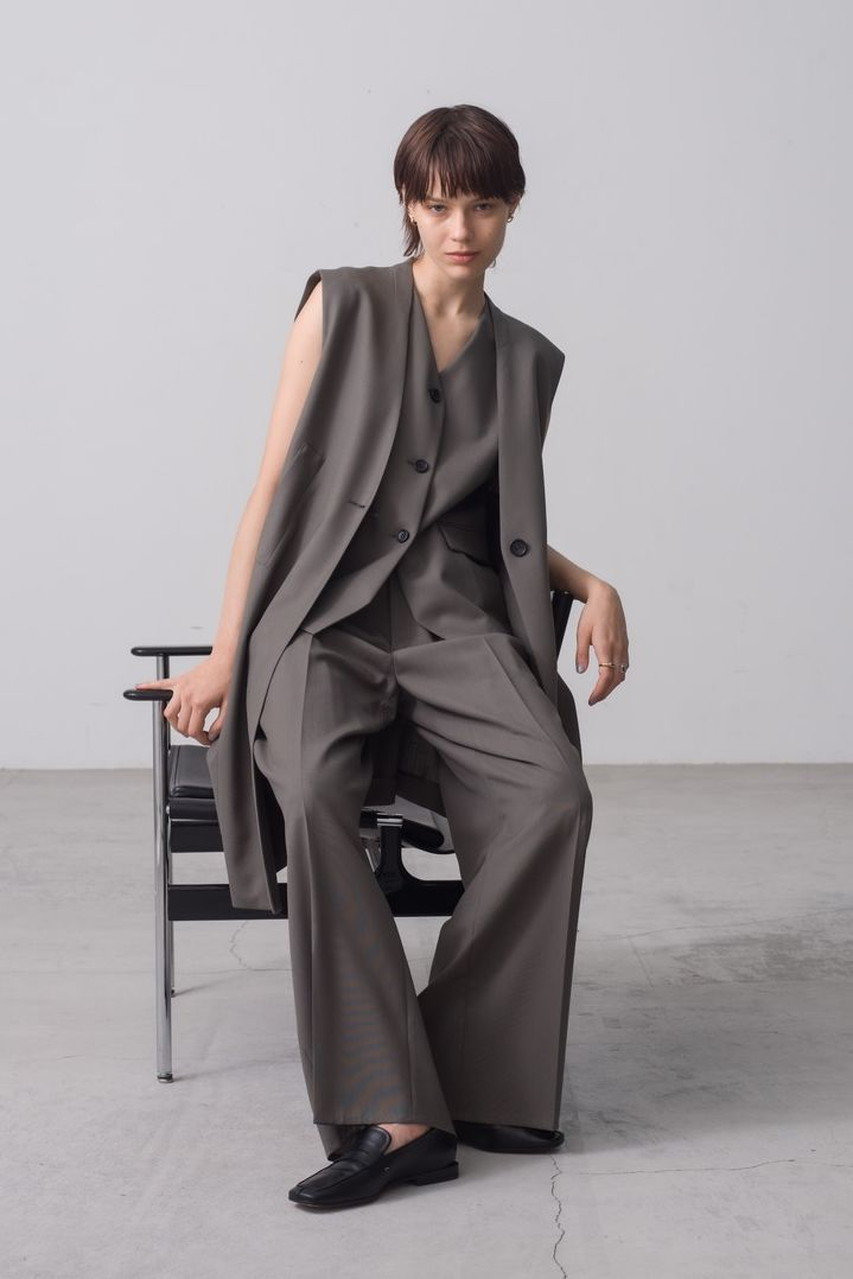 エブール ebure ジレ 美品 ebure(エブール)｜【店舗限定】ハイカウント