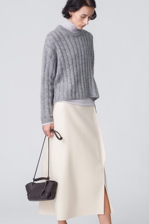ライトウールメルトン タイトスカート