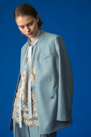 エブール/ebureの【1/16 0:00販売開始】ドライシャンブレー ダブルブレストノーカラージャケット(110800/110801)