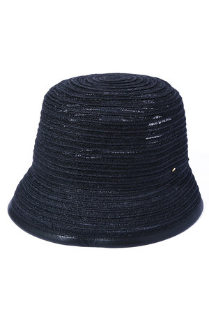 イリスフォーセブン/IRIS 47のsheer backet ハット