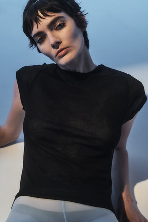 イリスフォーセブン/IRIS 47のシアーキャプスリーブトップス(110100/110102)