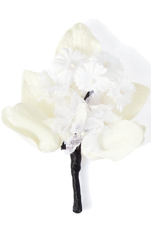 イリスフォーセブン/IRIS 47のclara コサージュ(150500/150501)