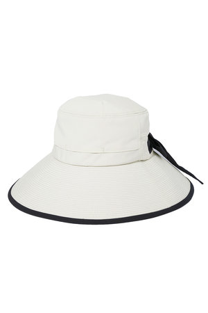 イリスフォーセブン/IRIS 47のanemos ハット