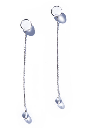 イリスフォーセブン/IRIS 47のkryos chain ピアス