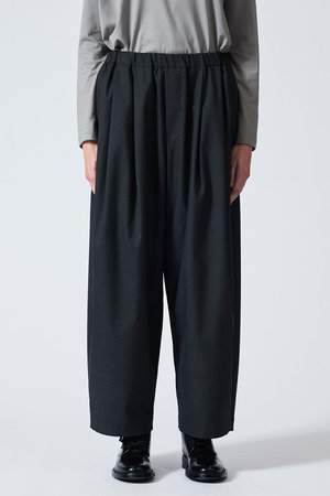 ミズイロインド/mizuiro indのwide tuck PT パンツ(110600/110601)