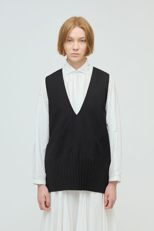 ミズイロインド/mizuiro indのpleats hem V neck vest ベスト(110300/110301)