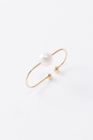 Joan Miro アコヤパールイヤーカフ M（片耳用）