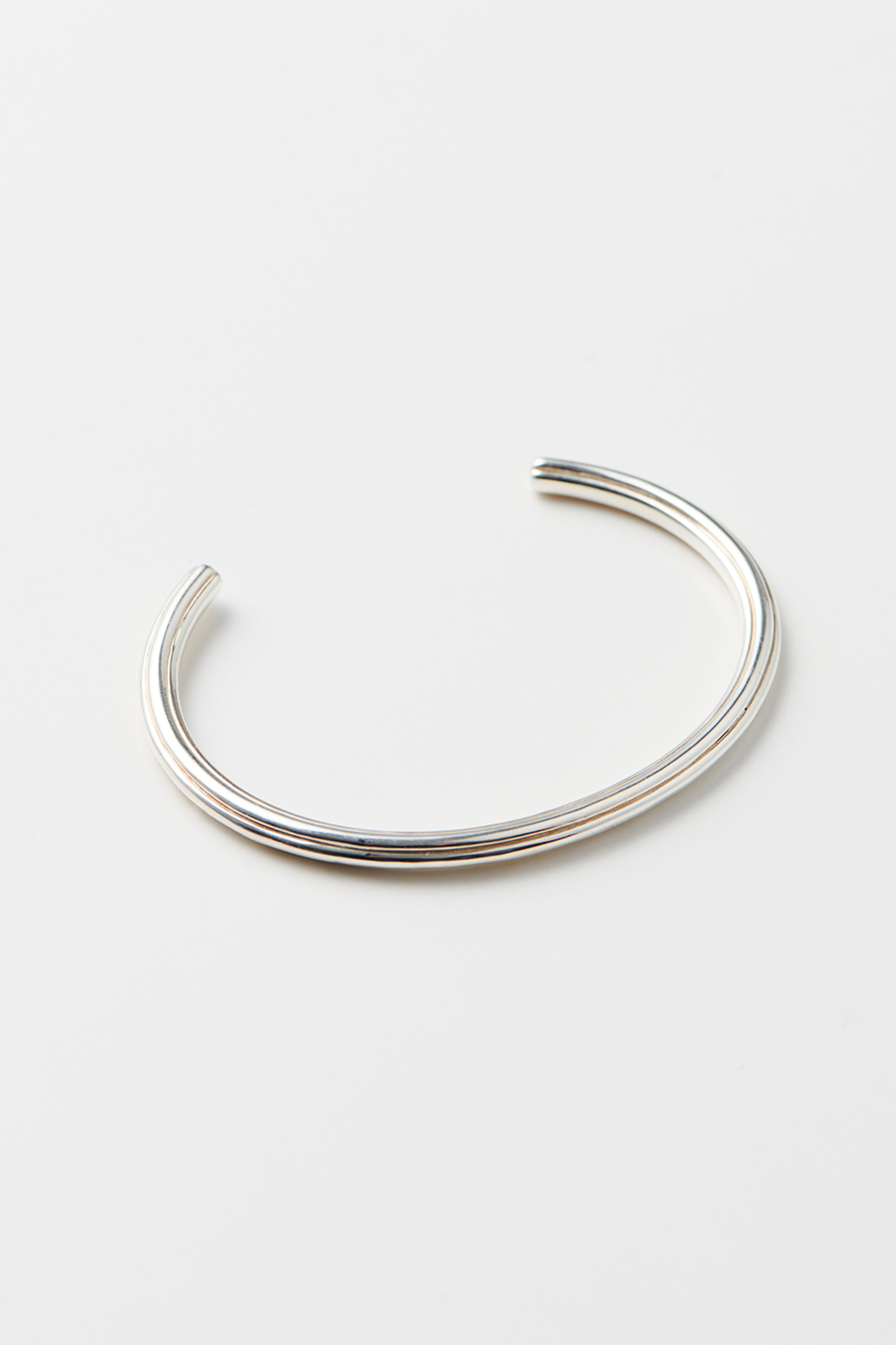 Hirotaka(ヒロタカ)|Sand Dune バングル/シルバー の通販|ELLESHOP Hirotaka(ヒロタカ)|Sand Dune バングル/シルバー の通販|ELLESHOP