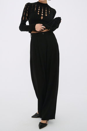 クラネ/CLANEのBASIC TUCK PANTS/パンツ(110600/110601)