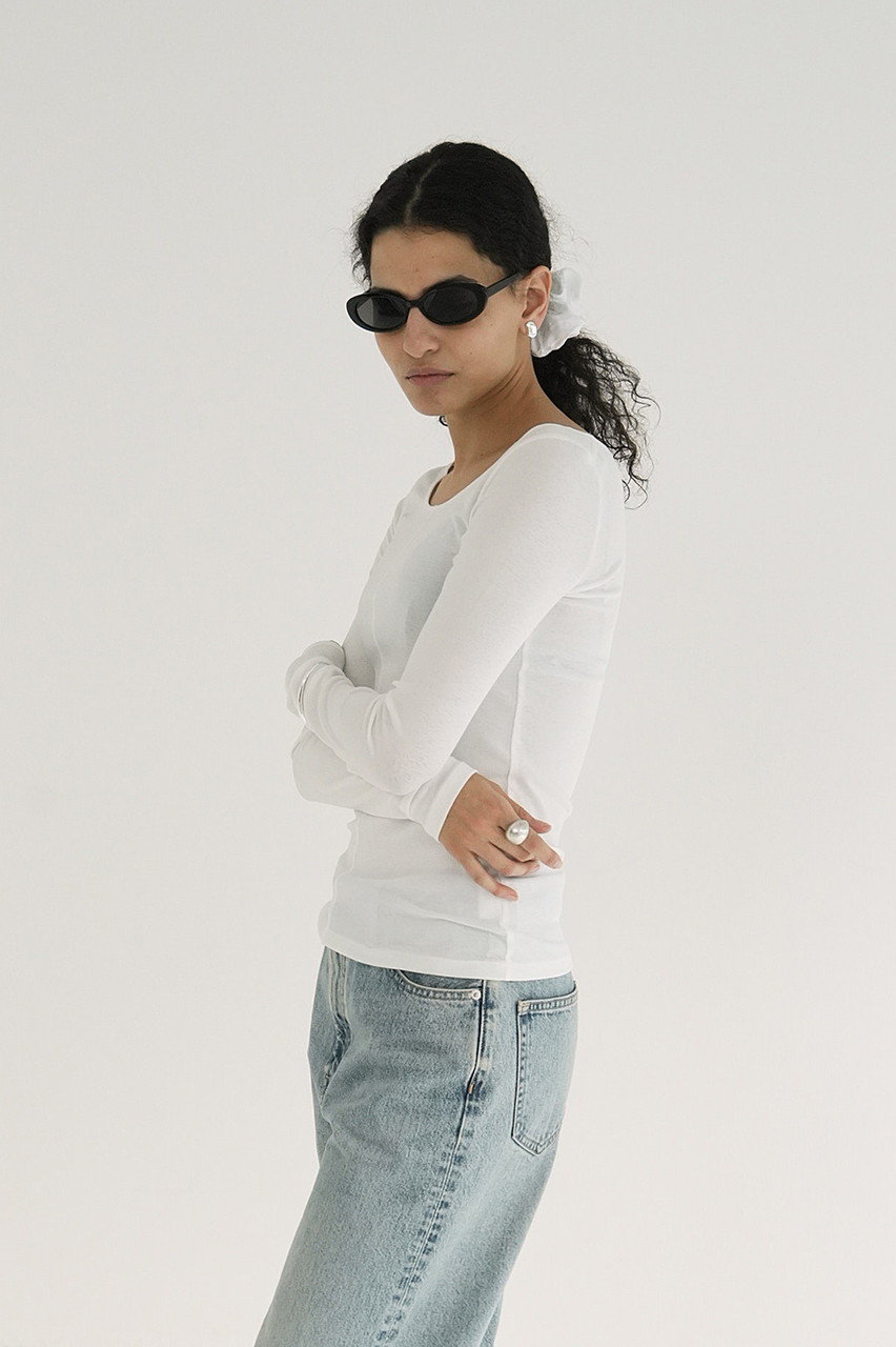 CLANE(クラネ)｜DEEP NECK LADY TOPS/カットソー/WHITE の通販