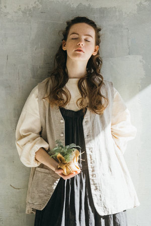 ネストローブ nest Robe *クルーネックニット*プルオーバー毛ヤク  