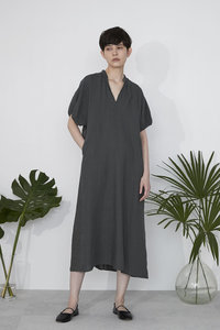 ティッカ ❣️大人気❣️リネンパンツ❣️ 最終価格‼️ TICCA(ティッカ)｜リネンワイドタックパンツ/カーキ の通販