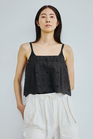 ティッカ/TICCAのレースキャミソール