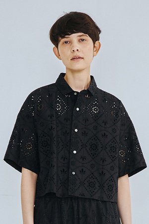 ティッカ/TICCAのレース半袖シャツ