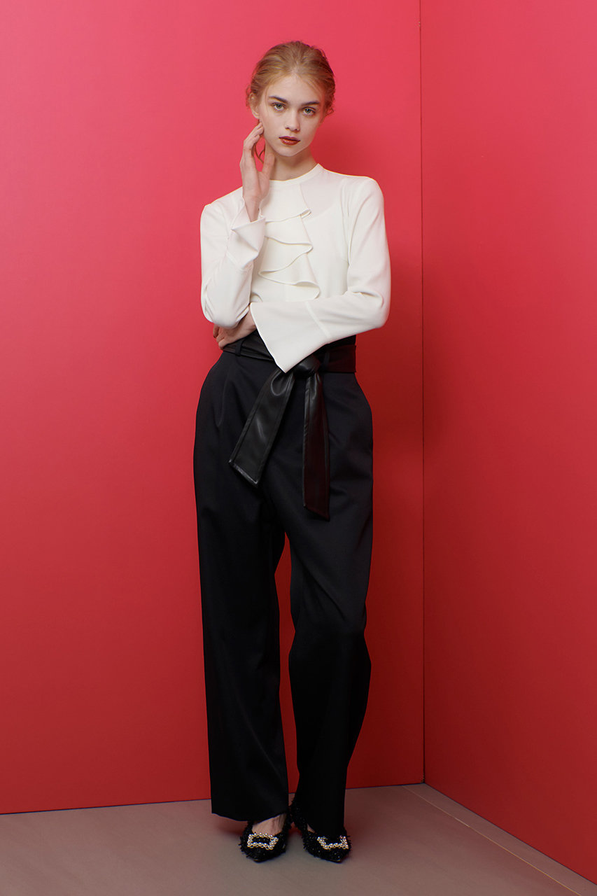 アルアバイルルルウィルビー ラッフルスタンドブラウス