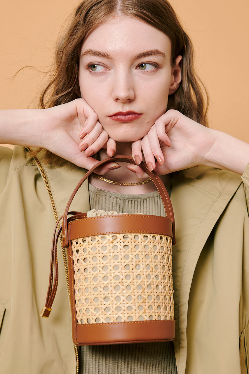 allureville アルアバイル  編みバッグブラック かごバッグ allureville かごバッグ カゴバッグ レザーコンビカゴバッグ