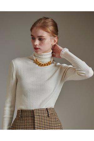 アルアバイル/allurevilleの【Loulou Willoughby】ハーフチューブラータートルプルオーバー(110300/110301)