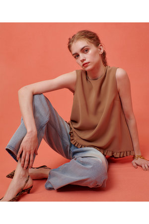 アルアバイル/allurevilleの【LOULOU WILLOUGHBY】パールネックレス付きフリルブラウス(110400/110401)