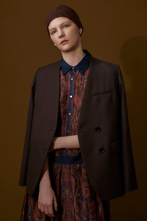 アルアバイル/allurevilleのウールサージノーカラージャケット(110800/110801)