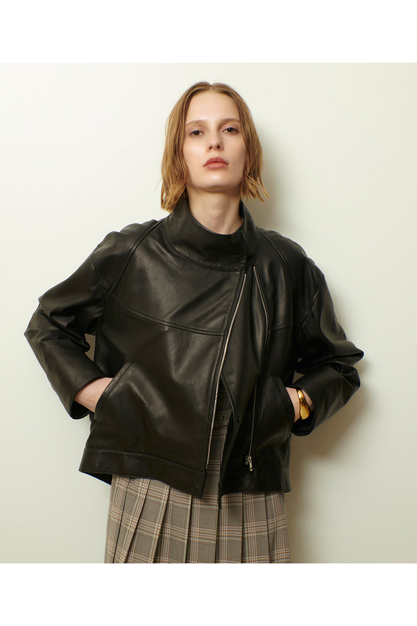 allureville アルアバイル レザークルーネックブルゾン 黒 ブラック allureville(アルアバイル)｜レザーブルゾン/ブラック の通販