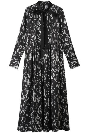 アルアバイル/allurevilleのOFFICINAプリーツフレアワンピース(110500/110503)