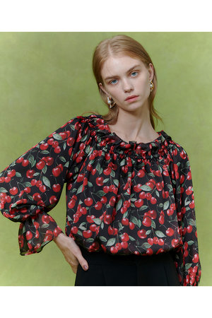 アルアバイル/allurevilleの【予約販売】【LOULOU WILLOUGHBY】LISAチェリープリントオフショルブラウス(110400/110403)