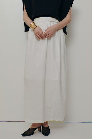 アルアバイル/allurevilleの【予約販売】リネンラミーコクーンスカート(110700/110703)