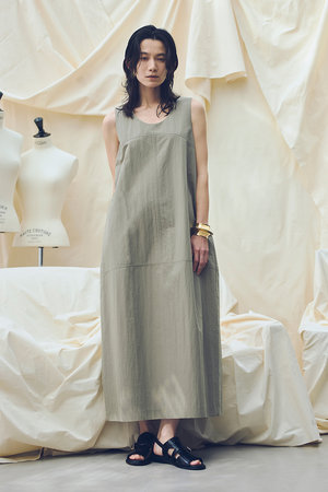 アルアバイル/allurevilleの【予約販売】ノースリーブコクーンワンピース(110500/110503)