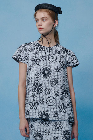 アルアバイル/allurevilleの【予約販売】【LOULOU WILLOUGHBY】MALHIA ツイードプルオーバー(110400/110402)