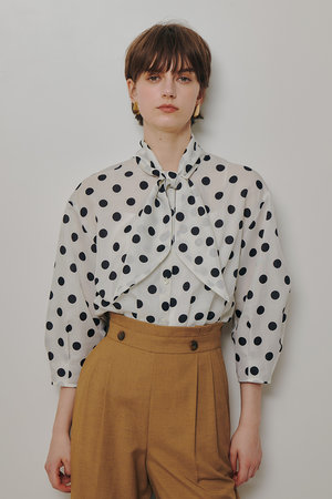 アルアバイル/allurevilleの【予約販売】ポルカドットブラウス(110400/110403)