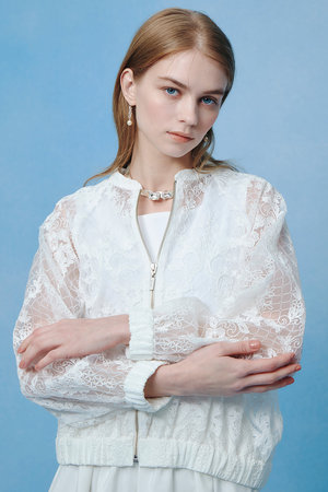 アルアバイル/allurevilleの【LOULOU WILLOUGHBY】オーガンレースブルゾン(110800/110802)