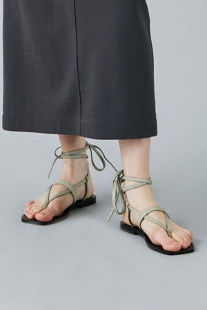 プルミエ アロンディスモン/1er Arrondissementの【A.EMERY】アンクルストラップサンダル