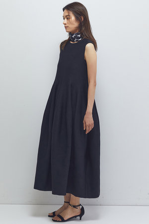 プルミエ アロンディスモン/1er Arrondissementのフォルムニットワンピース(110500/110503)