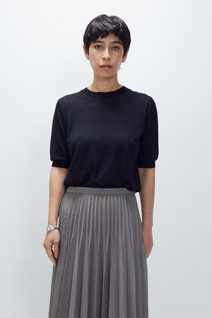 プルミエ アロンディスモン/1er Arrondissementのアセテートウールショートスリーブニット(110300/110301)