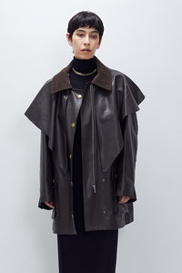 A.F ARTEFACT ナポレオンコート ムートン レザー ファー モード 黒 レザー・ファー・ムートンの通販｜ELLE SHOP (エル・ショップ)