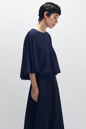 プルミエ アロンディスモン/1er Arrondissementのケープレイヤードニットプルオーバー(110300/110301)