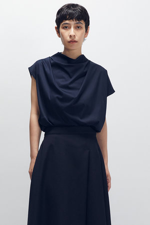 プルミエ アロンディスモン/1er ArrondissementのハイゲージコットンドレープＴ(110100/110102)