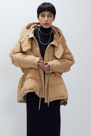 1er Arrondissement ベージュファーコート　✴︎新品、未使用 1er Arrondissement｜プルミエ アロンディスモンのコート通販