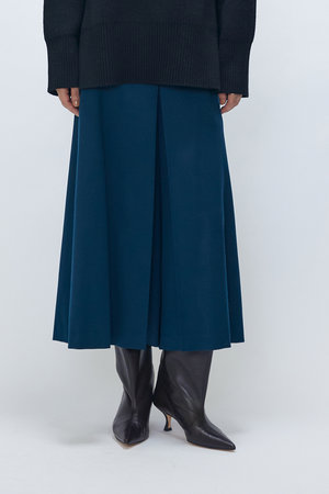 プルミエ アロンディスモン/1er Arrondissementのウールサテンキュロットパンツ(110600/110602)