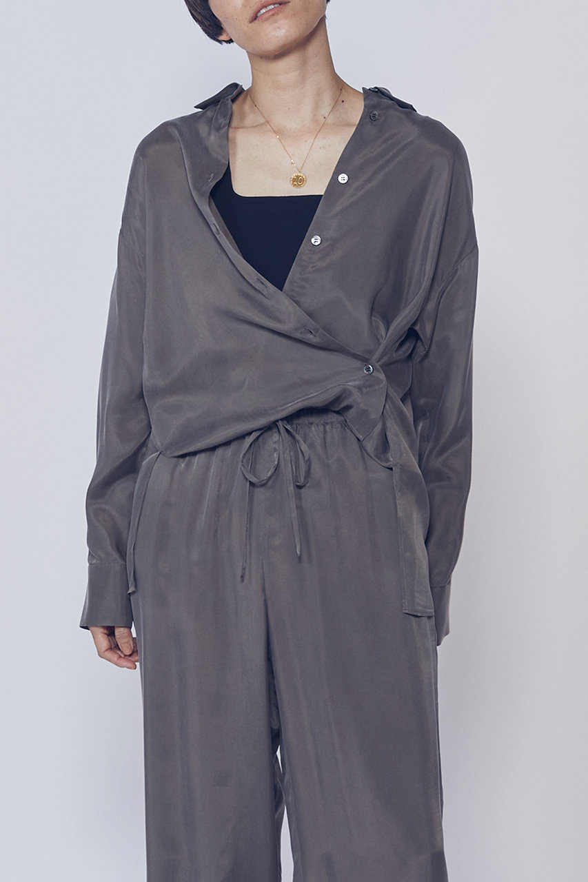 極美品✨プルミエアロンディスモン 麻100% 洗える　長袖シャツ　カーキグレー 1er Arrondissement(プルミエ アロンディスモン)｜キュプラフィブリル