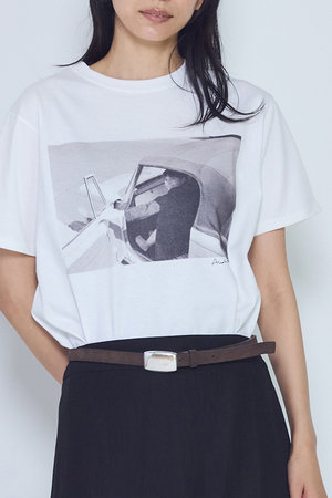 プルミエ アロンディスモン/1er Arrondissementの【予約販売】【COUTURE D’ADAM】“Jane in the Car”Tシャツ(110100/110102)
