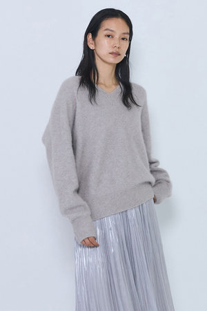 プルミエ アロンディスモン/1er Arrondissementの【予約販売】FOXウールVネックニット(110300/110301)