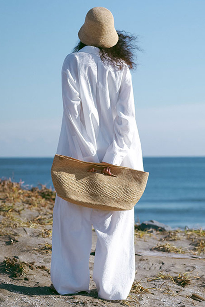 ETRE TOKYOエトレトウキョウランドスケープラフィアバッグ