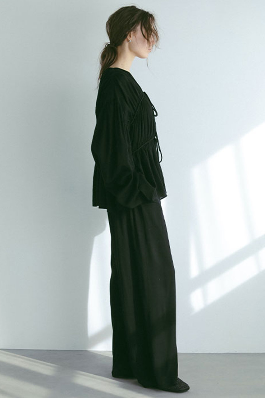 エトレトウキョウ ETRE TOKYO(エトレトウキョウ)｜ギャザーボリュームエアリートップス