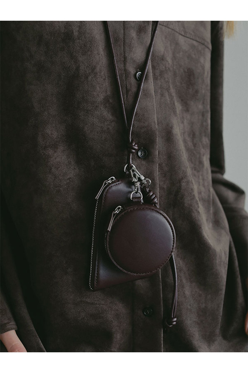 エトレトウキョウ/ETRE TOKYOのレザーコードマルチポーチ(ブラウン/1225570103-0)